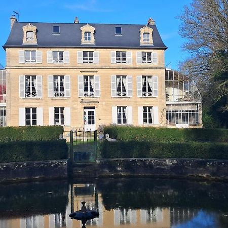 Chambres D'Hotes Chateau De Damigny Saint-Martin-des-Entrees Exterior photo